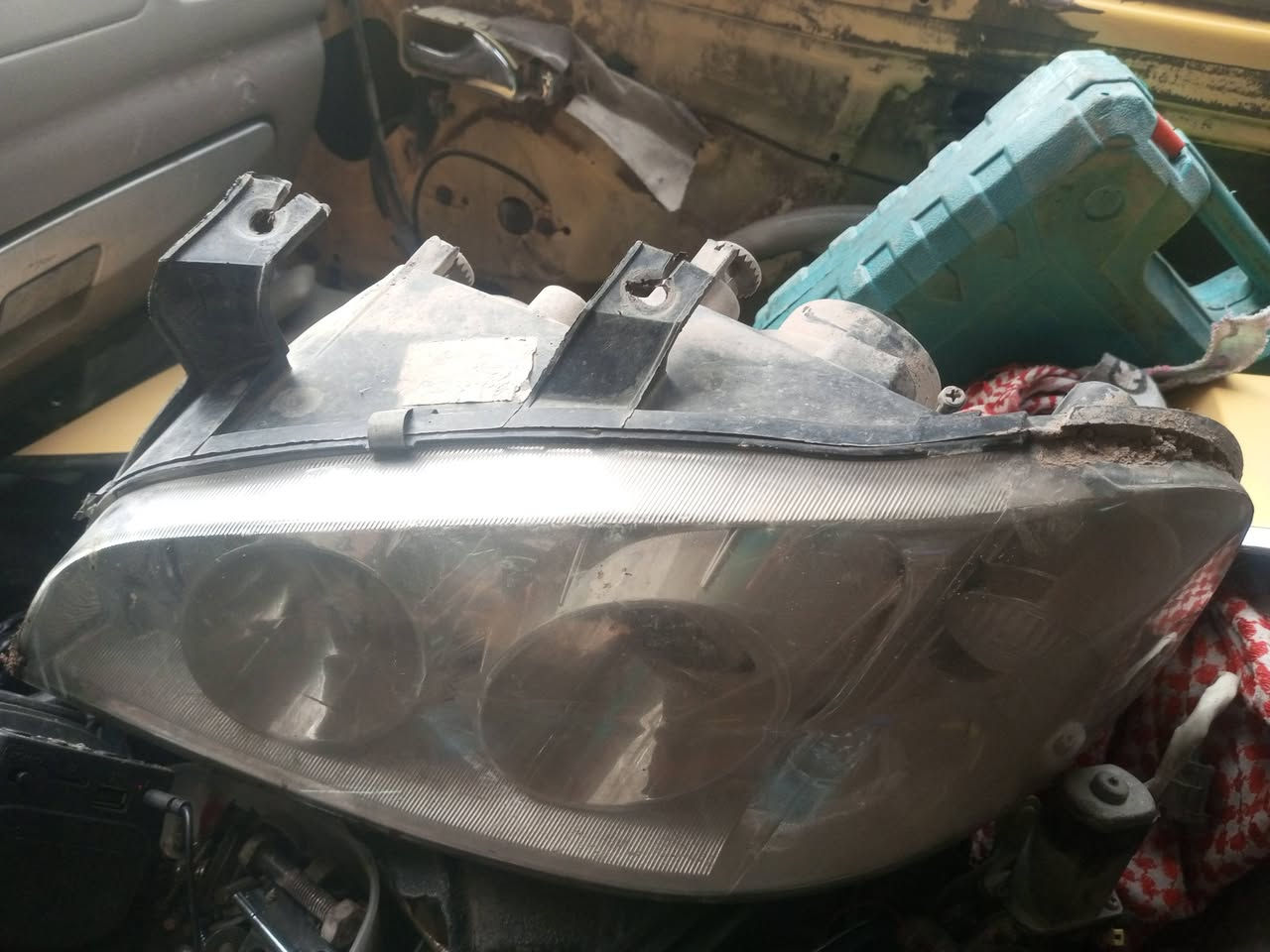 غراض شيري كوين للبيع مكاني بالاعظمية بالسفينة ***********===***********
