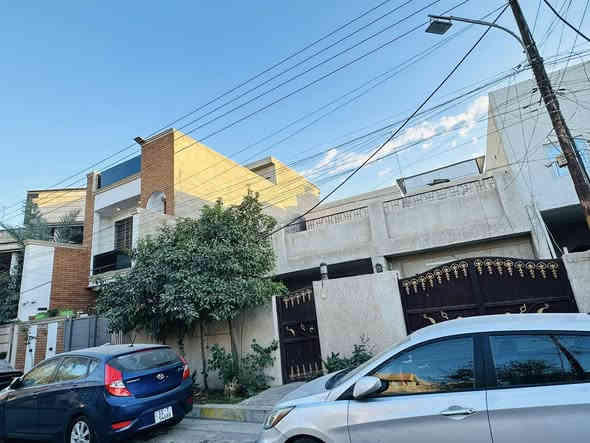 الدار للبيع 
الموقع الغزاليه 
شارع السايدين 
فرع اسواق تازه
المساحه 200 متر
واجهه 10
ونزال 20
بيت كبير متوفر بي كلشي 
***********
