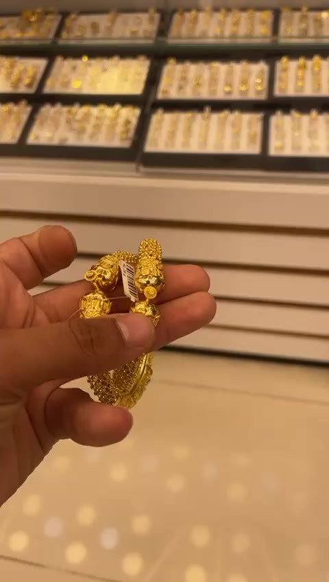 مجوهرات الاستاذ ماهر

اشتري  حاليا المثقال الخليجي 

      مليون و60 الف 

جيك السوك وتعال عليه 

     خليني اخر واحد 
انطيك اعلى من السوك

علما لايوجد لدي فرع اخر

جبله سوق المخضر قرب كصاصيب بيت غايب 
مجاور استاذ محمد جفات ابو الارصده


**إذا كنت صاحب هذا الإعلان وتريد حذفه لأي سبب، رجاءا أرسل رسالة إلى الدعم الفني**