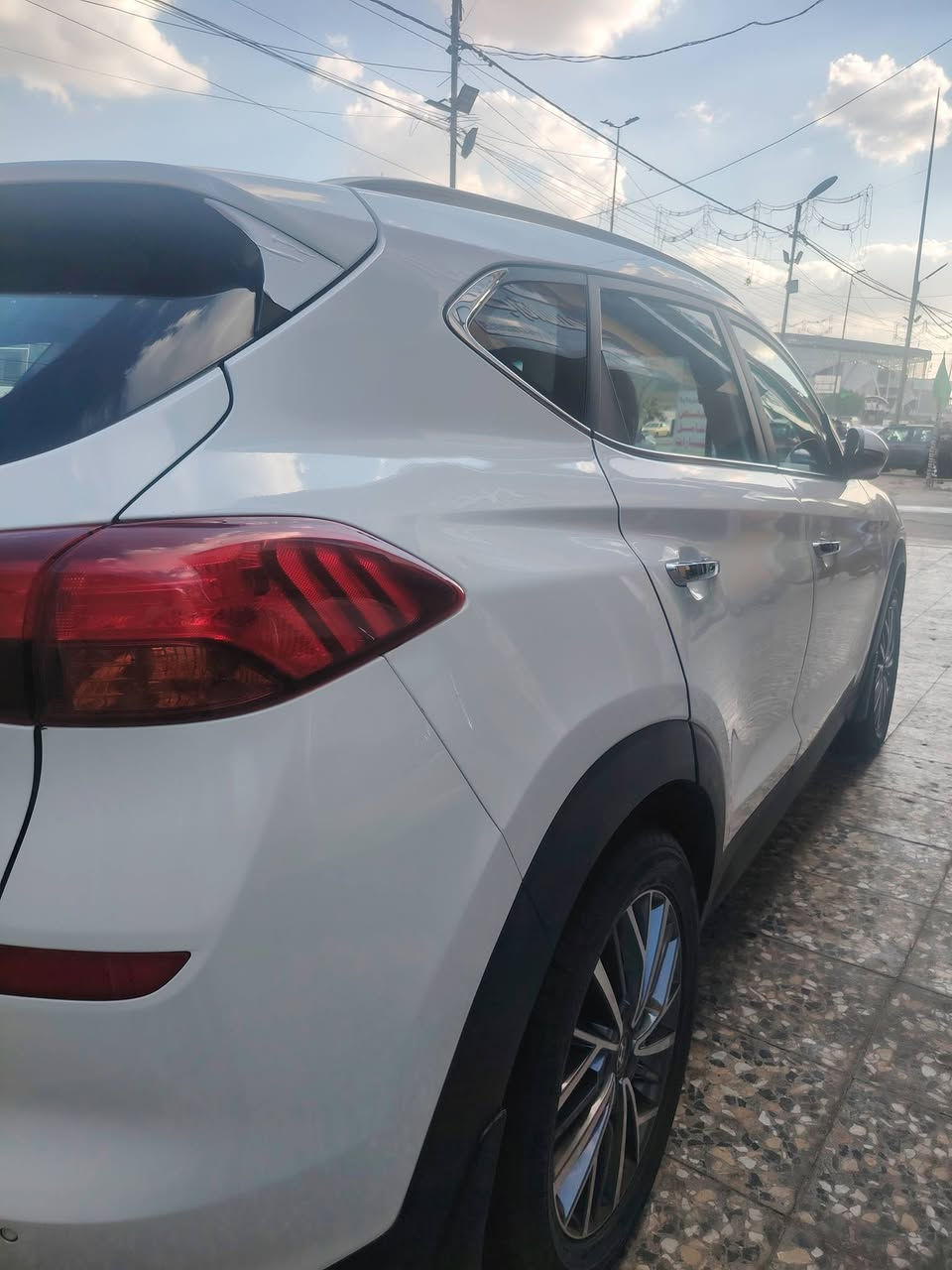 السلام عليكم
توكسان خليجي موديل 20🚘
بيهه شخط من جهت اليمين خفيف
كراسي كهرباء
سايدبريك رجل
3بصمات
ترحيب يدات
مري شفط
3انضمه قياده
شاشه كامره
دكتين تبريد
داخل مخمل
سياره نضيفه ماشيه 83
السعر💵
180$
العنوان📍
بغداد الشعب
لاستفسار☎️
***********
