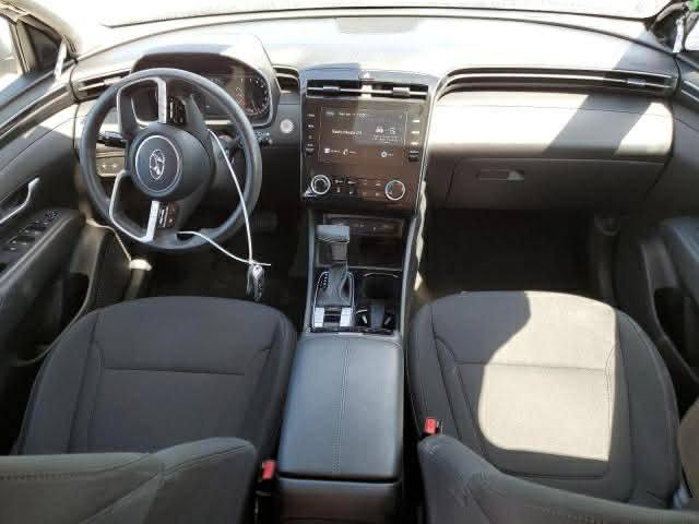 توسان موديل ٢٠٢٣
فئةsel
حادثها موضح بالصور بدون تبديل فقط صبغ
الباب الخلفي وربع جاملغ الخلفي
كفاله من كل النواحي
*********** مكاني بابل حي نادر الثانية
١٩٠ وبيها مجال
