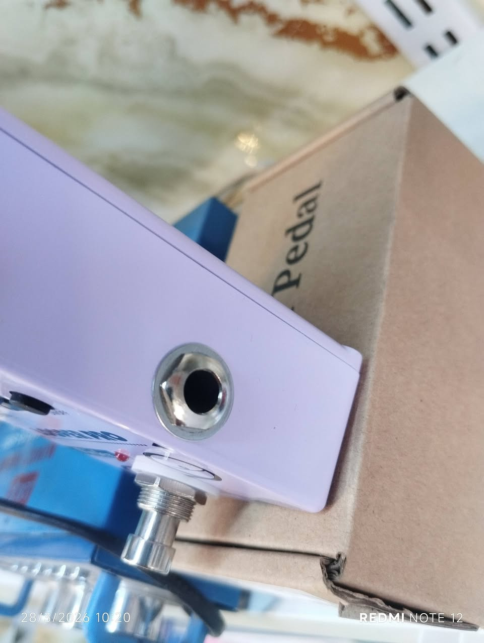 سلام عليكم  بل امزون طلعن هاي الغراض مال موسيقه أعلى سعر ابيع عندي توصيل جميع  محافظات العراق ب5 
*********** عنواني بغداد شارع الكفاح مجاور جامع عادل الرفقاني
