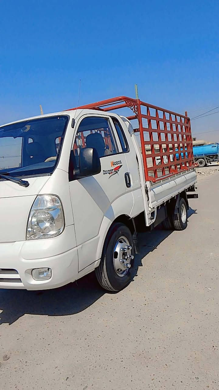 سلام عليكم كيه فحل موديل 12 البيع رقم واسط نكليزي تحويل مباشر بكان السياره بغداد السعر 120 وبيها مجال رقم صاحب السياره ***********
