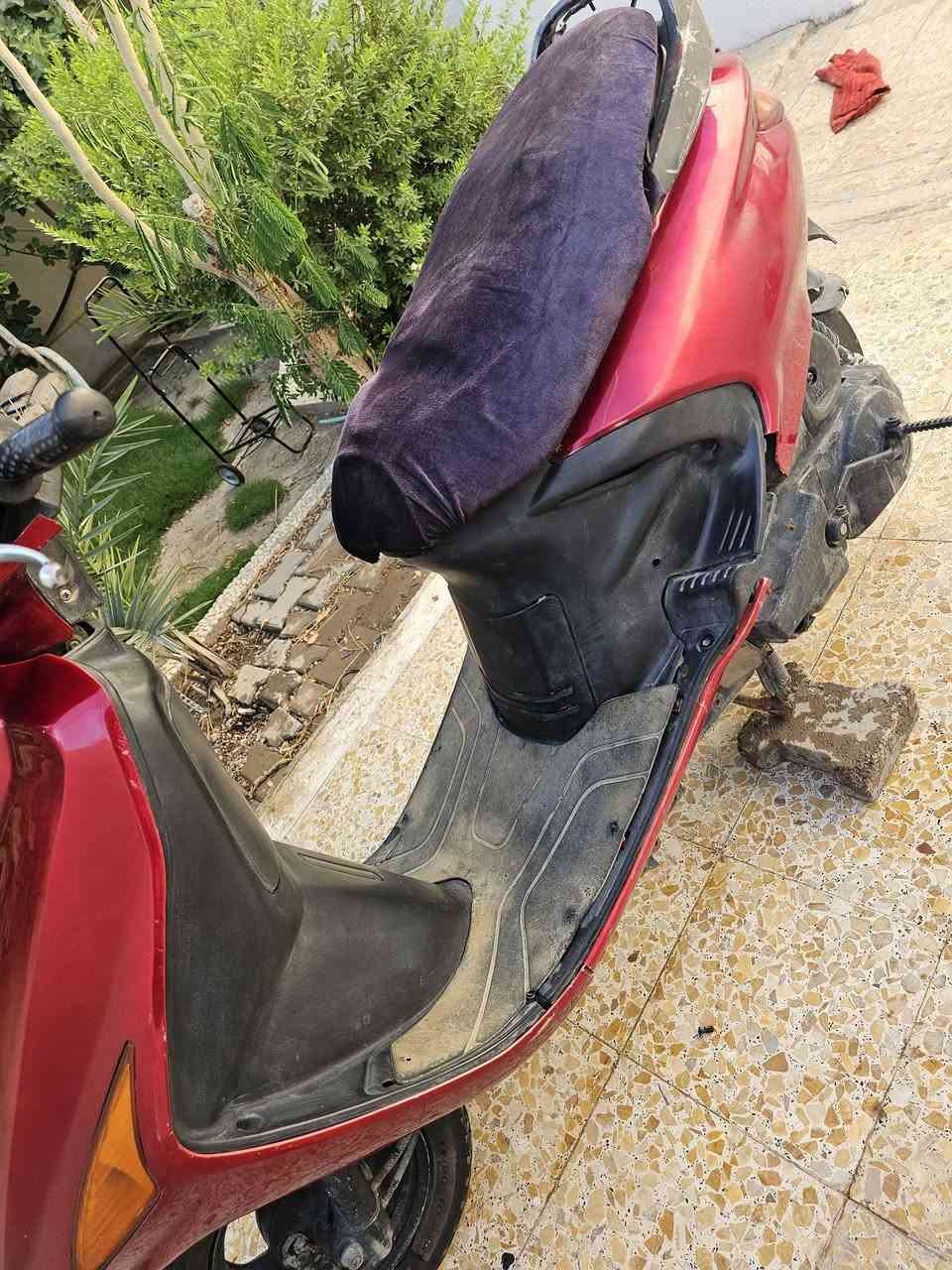 دراجه للبيع سعر ٢٠٠
***********
