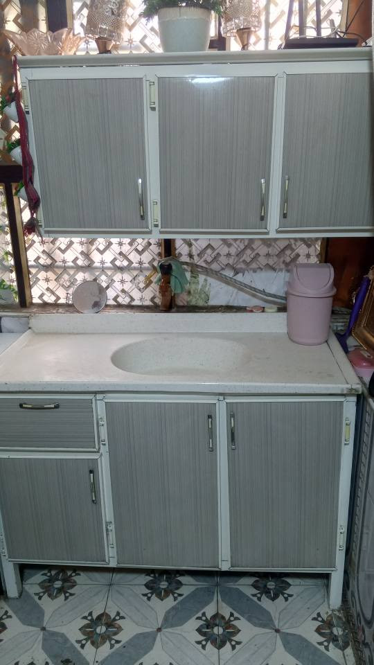 السلام عليكم
كاونتر سنك مرمر وملحق نظيف سعر 150 بي مجال 
غساله كرفت نظيفه سعر 60 بيها مجال 
قنينه عراقيه سعر 50 بيها مجال 
طباخ جديد ناره حلوة شغال فوك وجوة سعر 100 بي مجال 
مكان بغداد المشتل ***********
