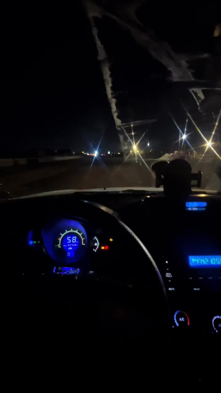 السلام عليكم ليفان x60 للبيع 
كير كهربائي تبريد ثلج دبلات جدد كهربائيات شغاله 
سياره باسمي ب55 وبيها مجال حك الجيه


**إذا كنت صاحب هذا الإعلان وتريد حذفه لأي سبب، رجاءا أرسل رسالة إلى الدعم الفني**