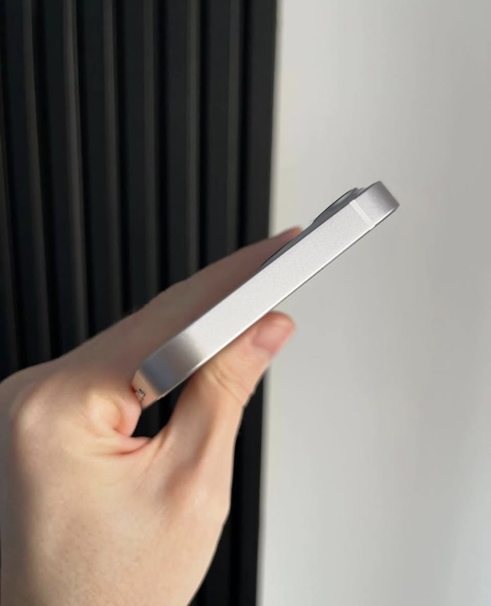 ايفون 13 شرق اوسط
ذاكرة 128
بطارية 99
داخل ضمان ابل 
ملحقاتة كامله 

لمعرفة السعر والاستفسار الاتصال 
0789 179 6059  ☎️
متوفر واتساب
