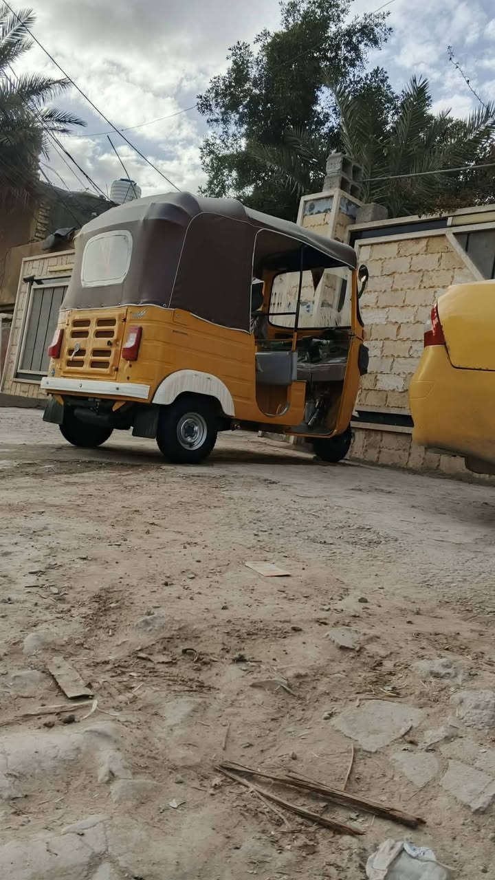 السلام عليكم تكتك للبيع موديل19شهر12مكينه مكفوله بس زنجيل مدل كسن مكفول ***********
