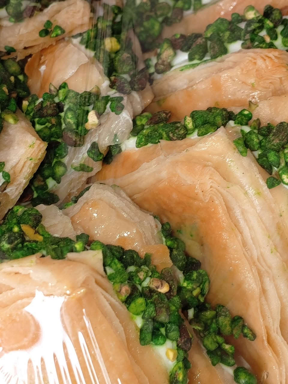 بقلاوة بورما دهن حر… طراوة مثالية وقرمشة فاخرة بطعم أصيل يذوب في الفم بدون أي دهون .
يوجد خدمة توصيل 🥰🥰 
 العنوان/ مفرق سدة الهندية 
***********
***********
