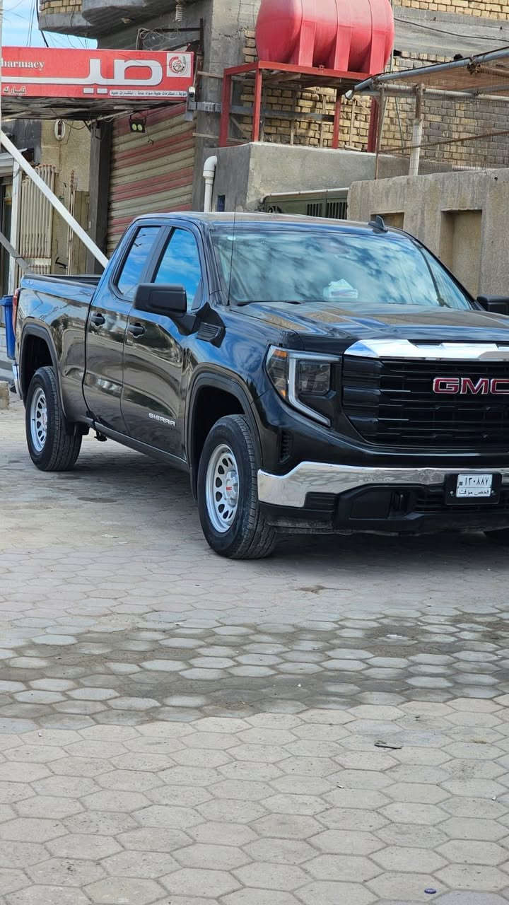 السلام عليكم
جمسي سيرا موديل2024
مكينه 4سلندر أتون تيربو بل كارتون 
دخول جديد مامرقم وين ما يعجبك اترقم 
مواصفاته رادار امامي تحديد مسار 
ماشيه 23 الف ميل المكان ذي قار 
موجود وتساب *********** 
بيع او مراوس حسب القناعه
السعر 305
