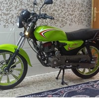 دراجه شاينك 26 دراجه نضيفه صارله شهر من نزلت من المعرض كيجات كله شغاله...
