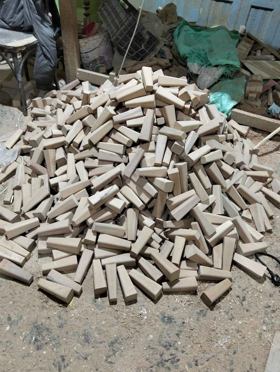 توكلنا على الله متاح جميع انواع الرجول المخروط والقرطاس والمسدس بكل مقساتها واشكالها جوده عاليه واسعار تجاري التجاري ومتاح شحن لجميع الدول ت01090459349


**إذا كنت صاحب هذا الإعلان وتريد حذفه لأي سبب، رجاءا أرسل رسالة إلى الدعم الفني**