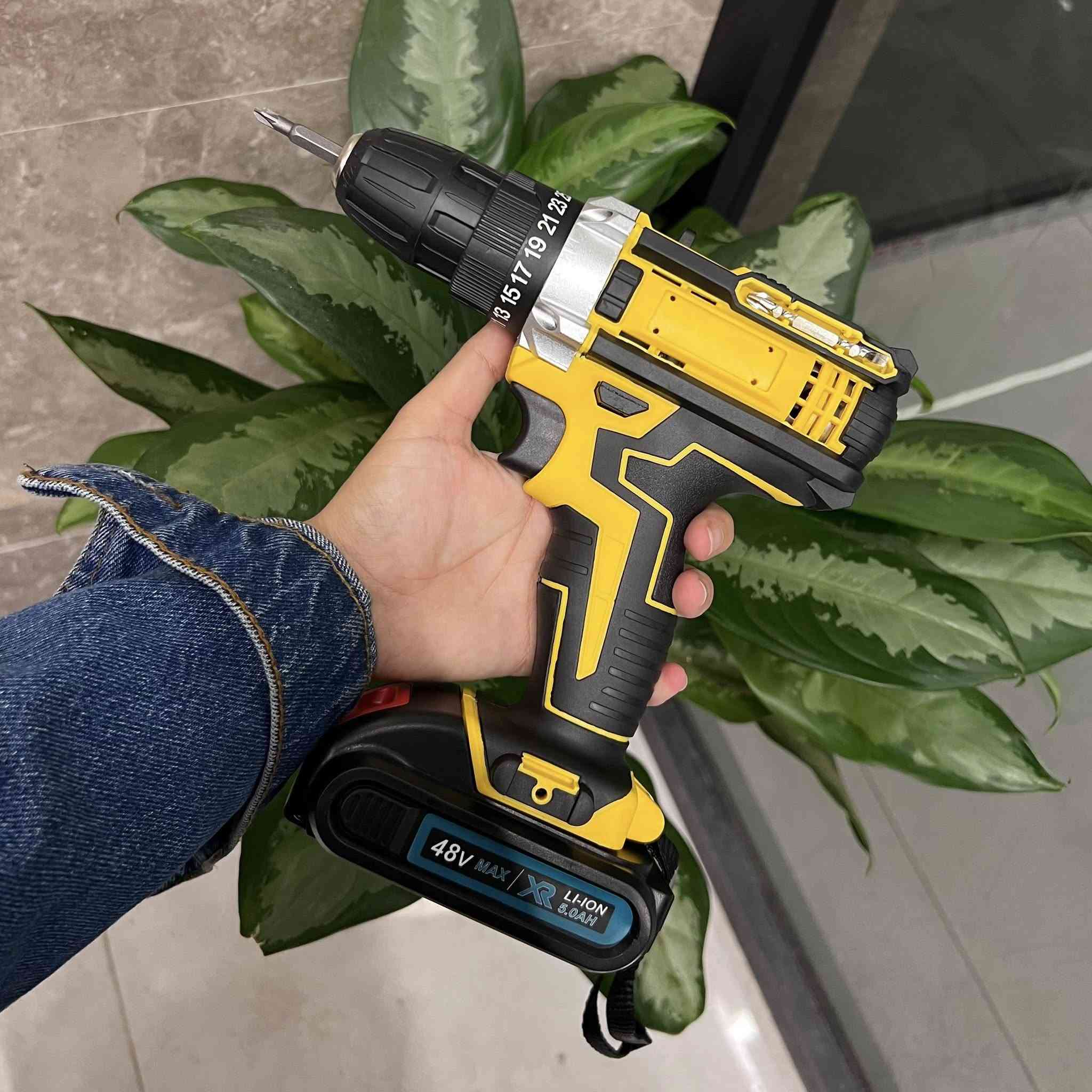 بكج دريل شحن بطاريه48فولت موصفات ويا عده كامله براين ولقم ومفاتيح ب 27الف والتوصيل مجاني 
للحجز واتساب*********** جمله ومفرد
