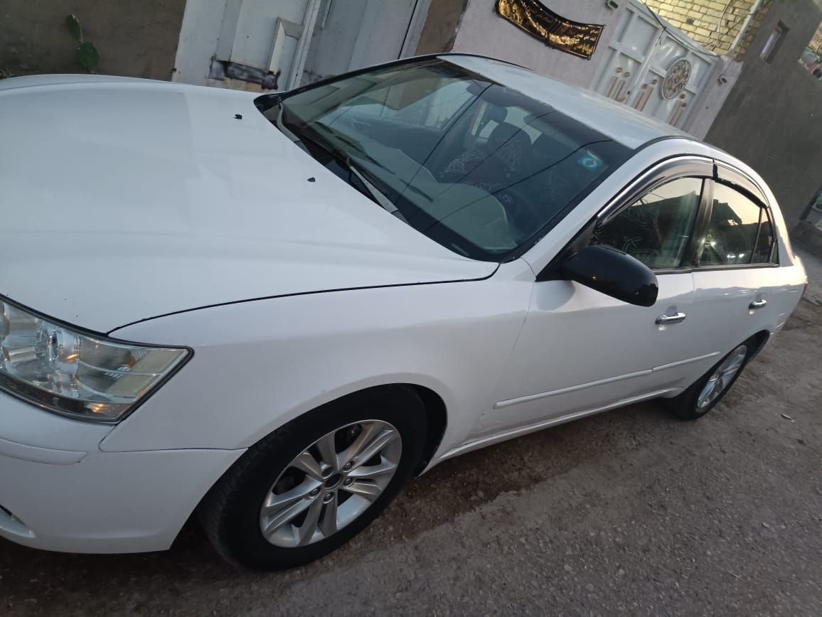 السلام عليكم للبيع او المراوس سوناته موديل 2007 محدثه 2011 محرك 2400 گير حداديه تبريد تخم تاير مصبوغه حزام السعر 90 وبيه مجال المكان كوفه للاتصال *********** بيه واتساب
