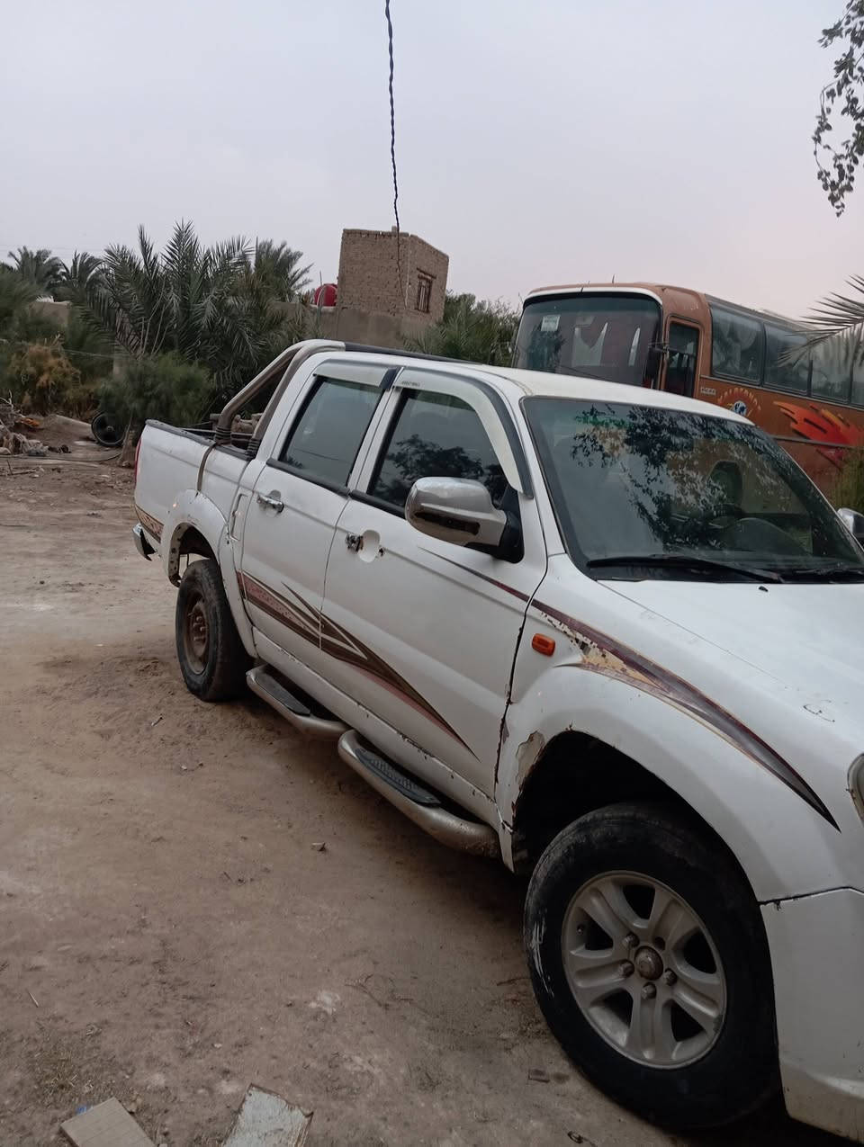 السلام عليكم للبيع موديل 13بيهه خربطه بالكهرباء مالتهه السعر 3مليون او بيهه مجال الرقم ***********
