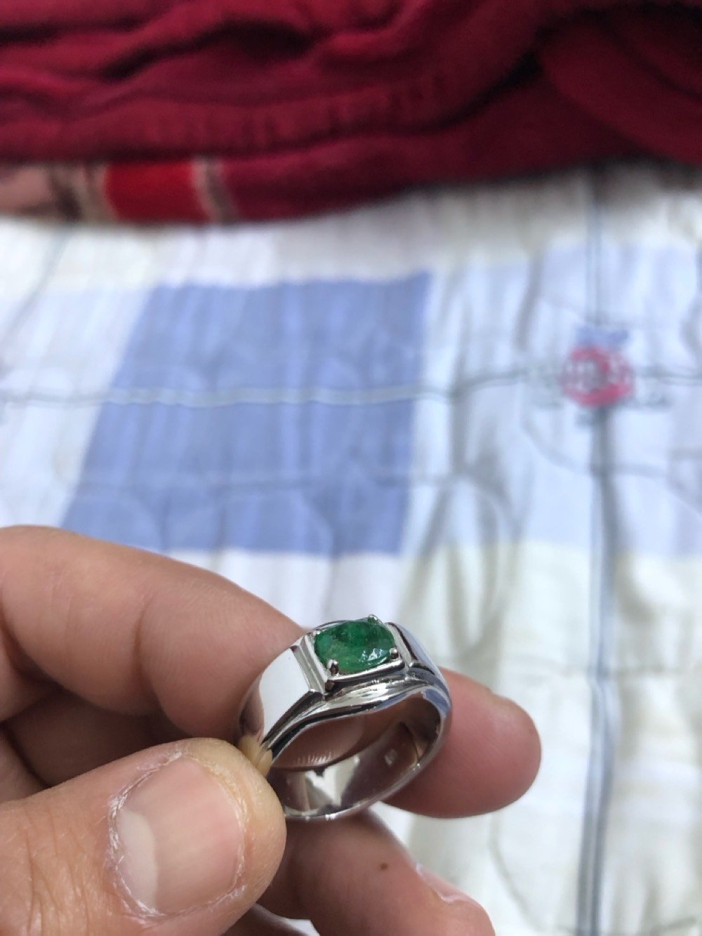 خواتم مختلف الصياغات والاحجار كلها اصليه والفضه عيار ٩٥٠
جمشت/ اوبال /زمرد/ ياقوت/ اكوامارين/ زفير/ توباز/ مرجان/ عقيق اسود