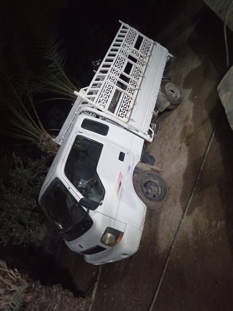 للبيع #
كيا أدوات ٢٠٠٢ محرك شرط گير شرط كهربائيات كلها شغالة الگشر نظافة فول
السعر ٤٠ وبيها مجال
للاستفسار ***********
