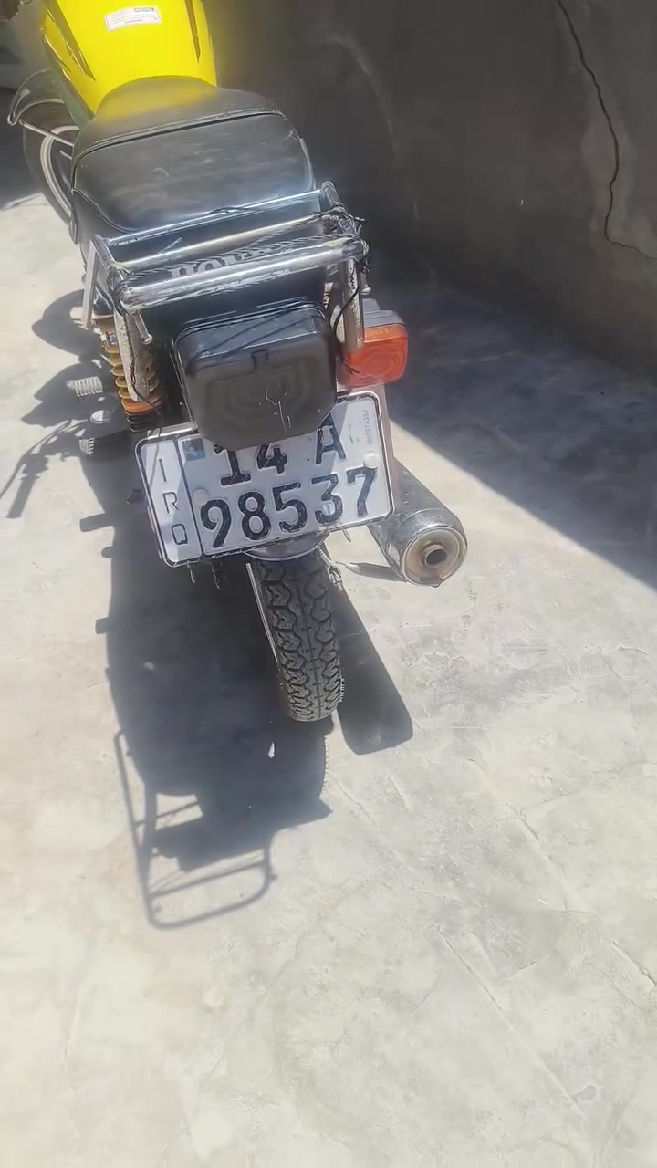 دراجه البيع رقم وسنويه مديل23 مكان أبي الخصيب السعر مليون ونص وبيه مجال الطيبين رقم+964 773 984 9218 بي واتساب دراجه ابسمي
 ويمته ما تريد أحول


**إذا كنت صاحب هذا الإعلان وتريد حذفه لأي سبب، رجاءا أرسل رسالة إلى الدعم الفني**