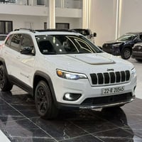 شيروكي ترايل هوك • V6 3.2L • ٢١ الف