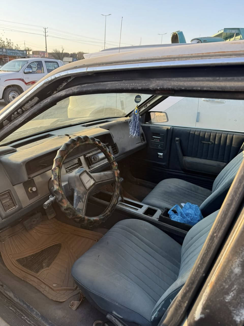 سلبرتي  1989 للبيع رقم بغداد صدامي 
مكينه كهربائيات كير كله شغال باسم شركه 
***********
بابل المسيب
