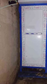 كرفان 1ونص متر في 2متر للبيع 07837808421