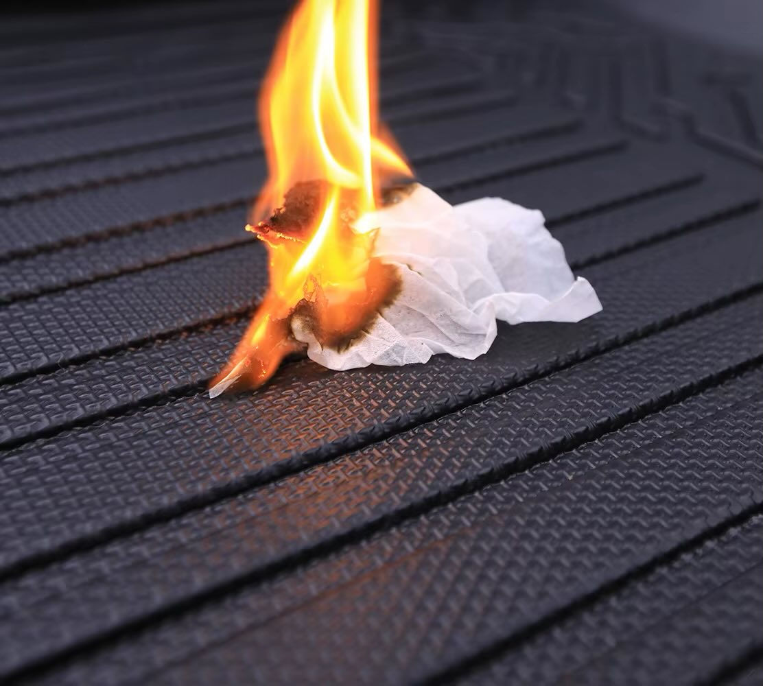 ارضية سيارات ربل فخمة تغطي الدوسه (5D) حوضية بقياسات وقالب بلادي على حسب نوع و موديل سيارتك 
متوفر لجميع سيارات الـ ( ٥ راكب) و ( ٧ راكب)
المواصفات :
✅ نوعية ممتازة ثخينة  ..
✅ تحافظ على ارضية السيارة الاصلية ..
✅ تحميها من الماء والتلف ..
✅ قياسات الارضيات حسب نوع وموديل كل سيارة ..
✅ تعطي منظراً جمالياً راقياً للسيارة ..
✅ سهلة الغسل بالماء أو المسح ..
✅ تغطي الدوسة الجانبية بالكامل ..
✅ بدون رائحة ..
السيارت المتوفرة ⬇️⬇️⬇️
Jetour T1
Cadillac 23
Sorento 23 
Land Cruiser 23
Charger 23
C300 23
Prado 25 
Mg 5 25
Mg Gt 23
Tucson 23
Sportage 23
Corolla 23
Camry 23
Elantra 23
Crown 23
Hilux 23 
Cerato 24 
Jeep Grand Cherokee 24
Jeep Grand Cherokee 17
RAV4 24
Rogue 23

للحجز او الاستفسار مراسله الصفحه على الخاص 
 ***********    او على واتساب 📩

#سيارات  #سيارات_كماليات
