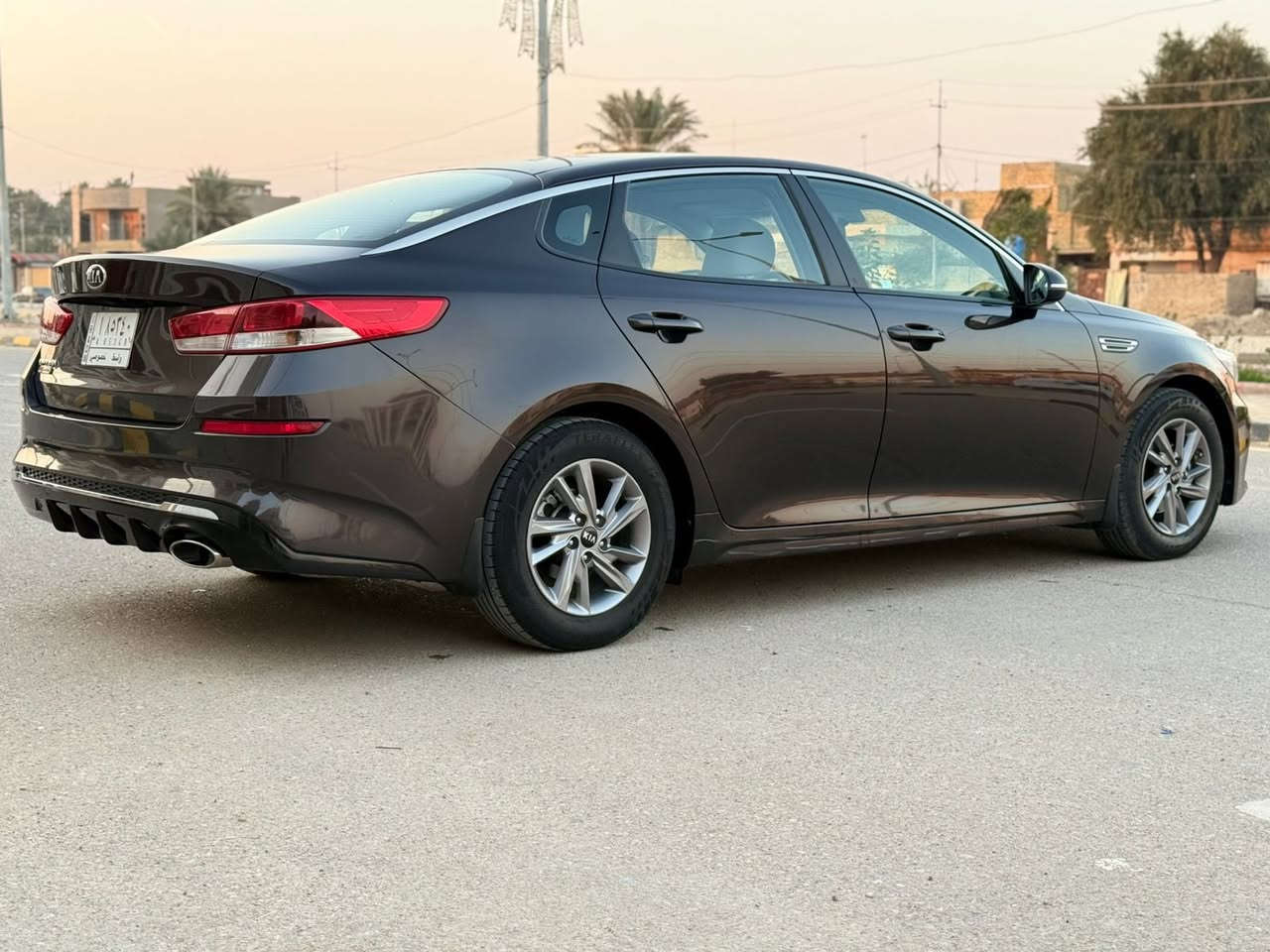 اوبتما 2019 خليجي واسط بسمي
مكفولة كفالة عامة من كلشي خليجي لونهة كرزي 
مكينة 2000 دوش المواصفات واضحة لا شخط لا زلغ لا رصعة تخم تاير جديد بدون ما أبالغ بس السيارة شكد ماتتصور جديدة وجاهزة وبدون اي نقص وكفالة كلش 
كشافات وحساس امامي خلفي ويدات نيكل وتحكم جهتين

السعر 172 وبيهة مجال مكاني واسط 
***********
***********
