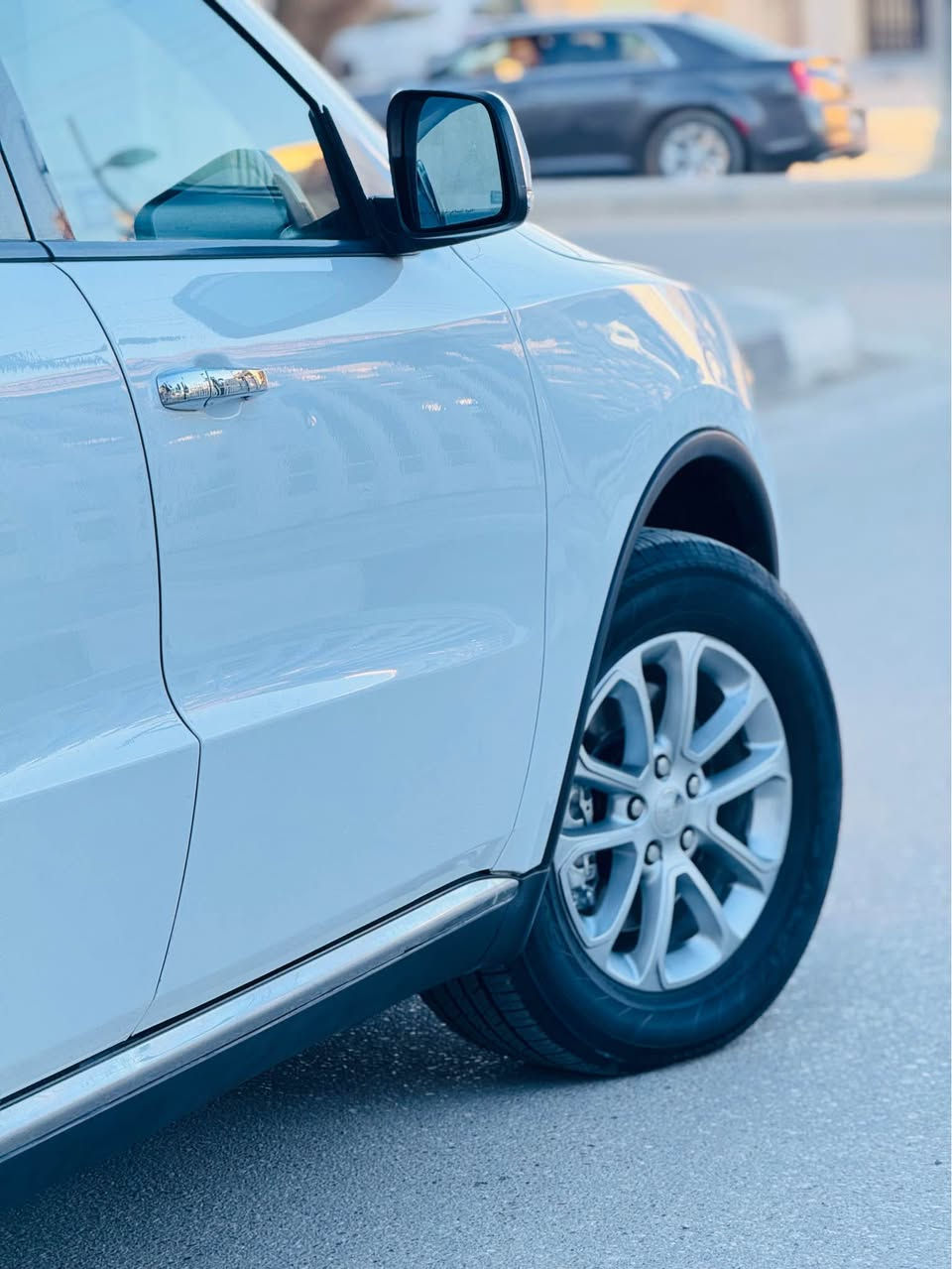 سلام عليكم ورحمة الله وبركاته 
دوج دورنكو 2013 وارد خليجي وكاله هارلم سياره عل كبس شركه حيل جديده  مكفوله من الفتح والتبديل والضربه صبغ فقط طرف البنيد بدون فتح حته الدعاميه نفسه فقط شرط سياره جاهزه عل اخير سدر امامي خلفي جديد تخم تاير جديد مكينه عل وضع شركه تبريد ثلج كواتم فانات كبس شركه  سياره جاهزه عل اخير موصفات 1. 1 فول 6 سلندر 7 راكب 3 قطع تبريد  فتحه بصمه تشغيل عن بعد حساسات مريات قلاب منضومه زينون  كشنات جلد + كهربائي جنطه كهربائيه ويل كب إشاره بمري سياره فول اعلى فه بدورنكو فول سياره تحويل مباشر رقم بغداد  مكان سياره مركز الناصريه حي الفداء قرب مركز شرطه الفداء سعر 188 اتصال *********** ناصرية, ذي قار
