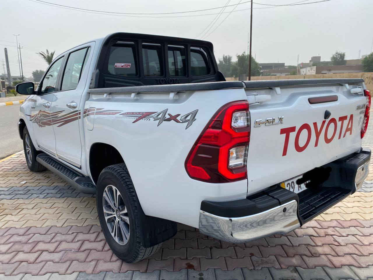 فورويل 2024 سعودي اصلي فول مواصفات
 حساسات كامله بصمة تشغيل بصمة أبواب تحكم ستيرن
شاشه كبيره تبريد قطعتين تبريد كشنات
 ماشيه 45 ألف 
رقم واسط دولي تحويل ثاني يوم وكفالة عامة
السعر 350 ورقه وبيها مجال
مكانها واسط قضاء الحي
***********
