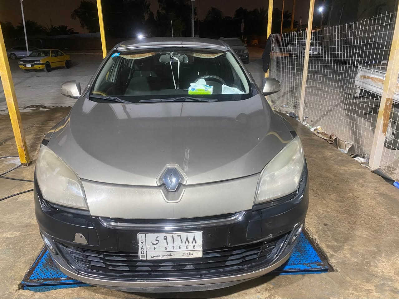 🚘 للبيع رينو ميگان هاتشباك موديل 2013 🚘

سيارة مرتبة واستعمال يومي، ناعمة بالسواقة ومريحة جداً.

🔹 المواصفات:
▪️ محرك 2.0 بنزين  
▪️ كير أوتوماتيك  
▪️ زجاج كهرباء شغال   
▪️ كامرة خلفية  
▪️ تبريد ممتاز    
▪️ اقتصادية بالوقود وثبات ممتاز بالطريق

السيارة بيهة ملاحضات بسيطة .
مكان بغداد باسمي تحويل ثاني يوم 
📌 السيارة استخدام يومي وما تحتاج صرف كبير، والفاحص يرحب بيه.

💰 السعر ٥٩
 
📩 للاستفسار *********** بغداد, العراق
