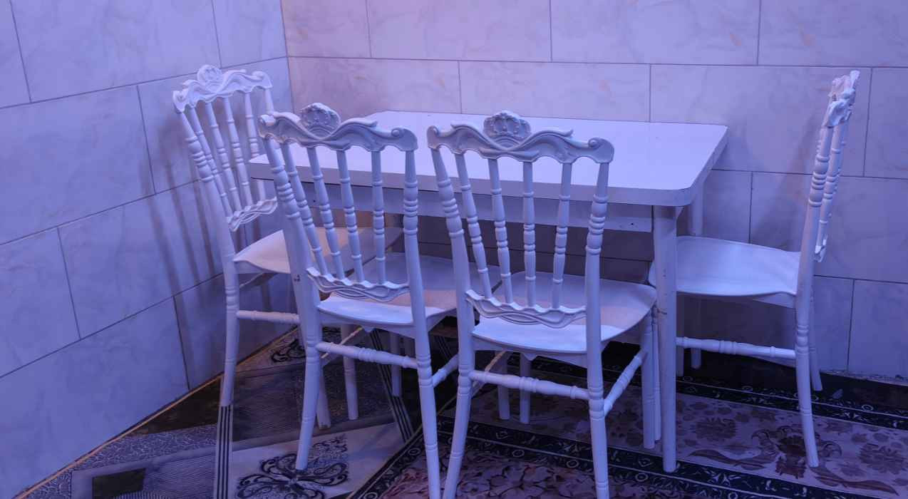 طاوله طعام مع كراسي 4 جديد السعر 100وبيه مجال قليل Singapore


**إذا كنت صاحب هذا الإعلان وتريد حذفه لأي سبب، رجاءا أرسل رسالة إلى الدعم الفني**