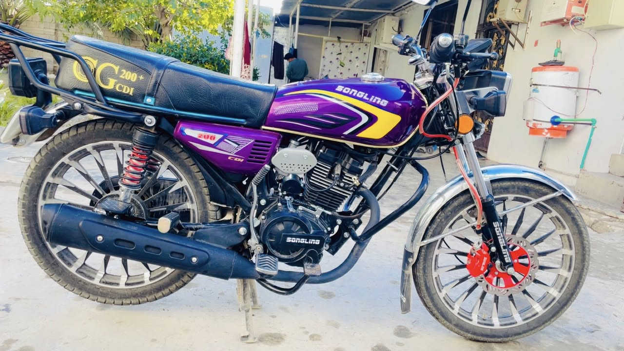 ماطور ايراني موديل 2026 محرك 200cc مستخدم فقط شهرين فول مكفول شرط تفحص وتاخذ اوراقة كاملة مع الجامة الامامية وسكان رياضي+سكانة الابلادي للبيع السعر مراسلت الصفحة او الاتصال على هاذا الرقم *********** @إشارة
