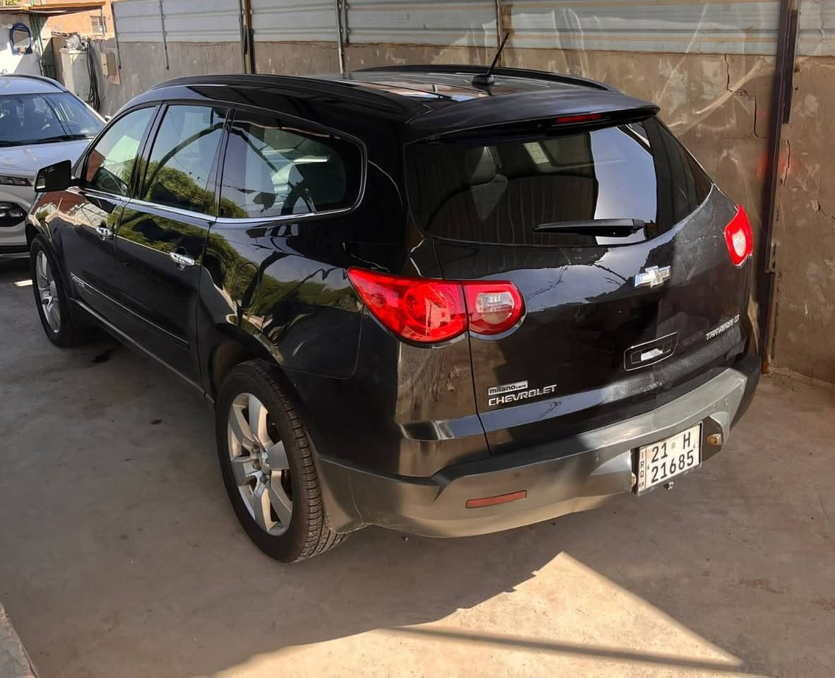 شوفر ترافرس 2009 خليجي بدون ضربة بدون حادث بدون صبغ كير ومحرك مكفولات تبريد وتدفئة داخل جلد تحكم ستيرن كشن كهرباء فتحة سقف وبانوراما رقم سليمانية باسمنا مكانها بغداد السعر 95  
للاستفسار الاتصال ***********
