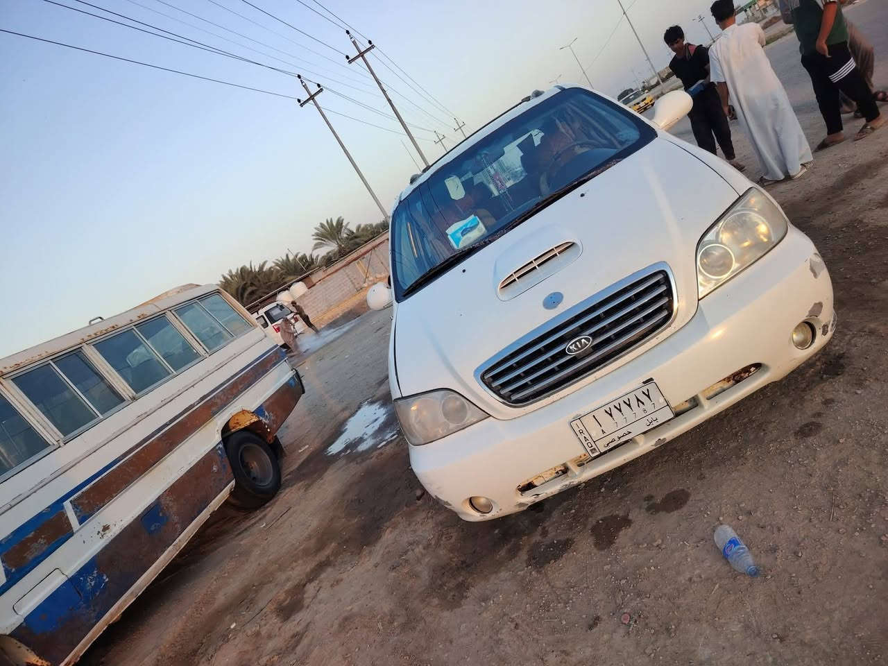 كرنفال للمراوس باص 14 مديل2000 محدث2005 رقم مميز سنويه ل27 للتواصل ع رقم الموبايل ***********
