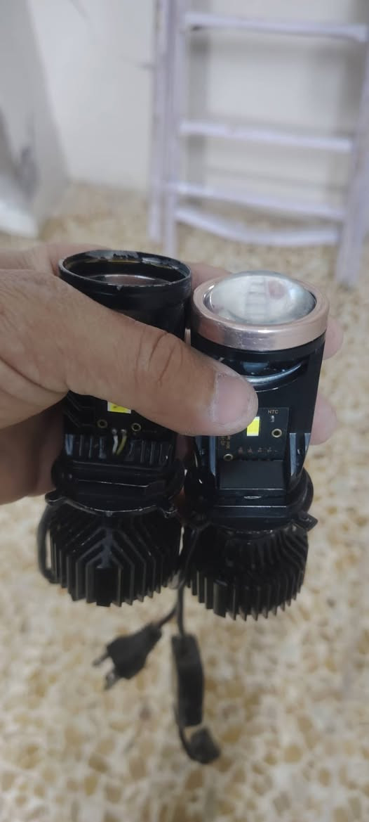 كلوب زينول عالي ناصي فقط ناقص عدسه تكه السعر 25
***********
