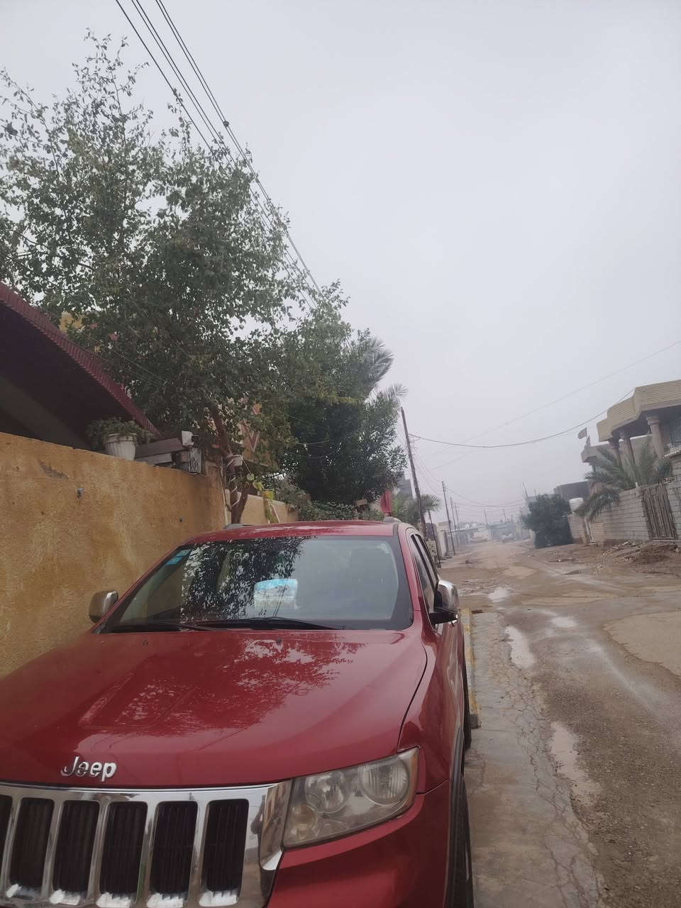 السلام عليكم
جيب 2011 خليجي
حجم المحرك 6 سلندر 3600
كفاله عامه من الضربه وصبغ
كير محرك جديد
باسمي  تحويل ثاني يوم
تبريد ثلج امامي خلفي
كشن السايق كهرباء
تحكم ستيران
كامره دواره
بصمة + البواب بصمة
ماناقصه برغي السيارة جديده متعوب عليها
السعر المطلوب١٥٨
الاستفسار ‭***********
***********
العنوان بغداد
