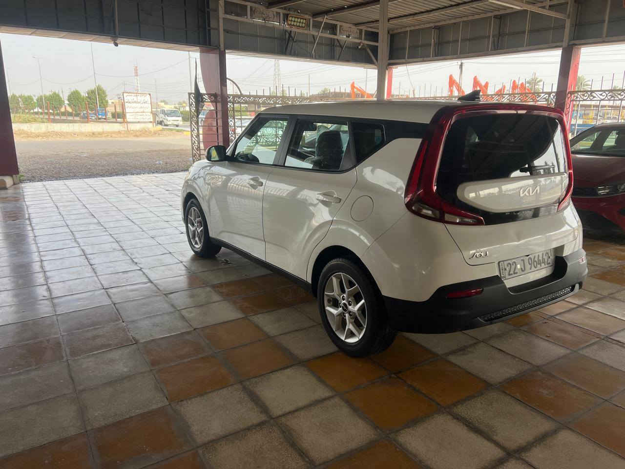 السلام عليكم من رخصة مدير الكروب
كيا صول  2022 وارد امريكي 
مواصفات السياره: فول ماعدا الفتحه 
انظمه قياده 
ويل كب 
رادارات امامي وجانبي 
ضرر السياره: دعامية تبديل فقط وشويه صبغ بجاملغ والباب الخلفي  لجهة السايق 
ملاحظة:  اخوان مستعجل على بيع 
مكان السياره بابل /الشوملي 
للاستفسار اكثر الاتصال برقم التالي: ***********
