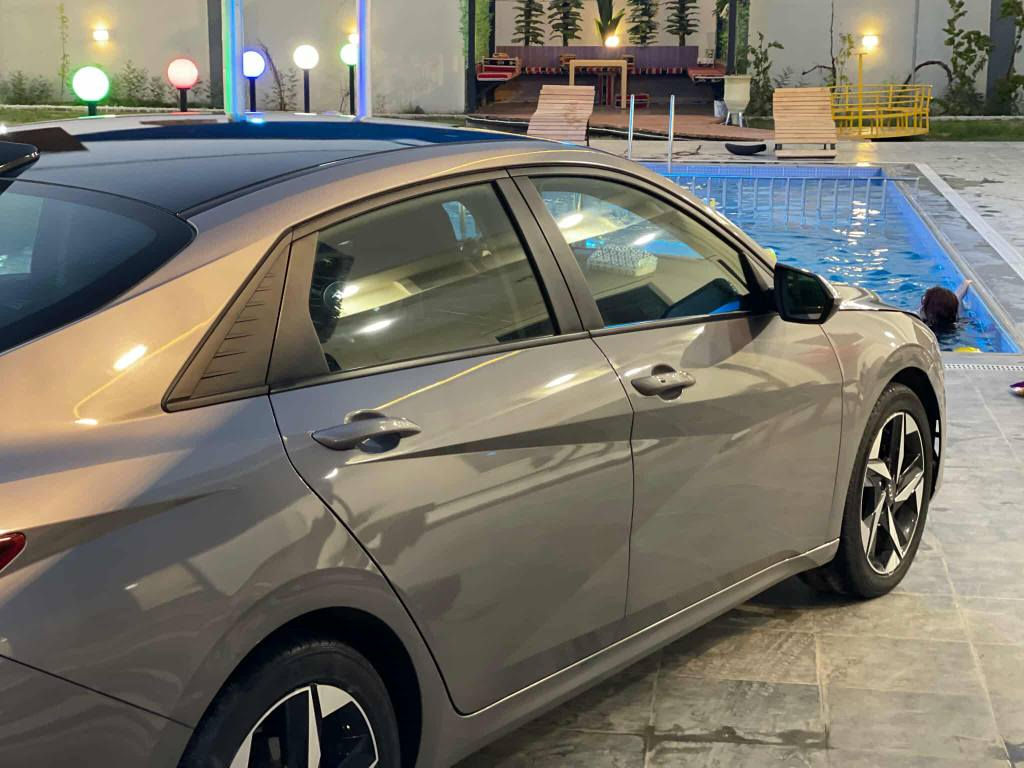 الانترا موديل 23 فول مواصفات 
معوقين انبار وكاله عامه مطلقه 
حادث فقط بنيد 

مواصفات......
شاشه دجتل 
بصمه تشغيل 
بصمه ابواب 
تشغيل عن بعد 
رارد امامي 
رادار جانبي 
رارد خلفي 
تحديد مسار 
مثبت سرعه 
وقوف ذاتي 
ثلاث انضمه قياده
 مرقمه وكامله
محرك 2000دوش
غير متواجد ع الفيس للاتصال فقط
*********** الفلوجة, الأنبار
