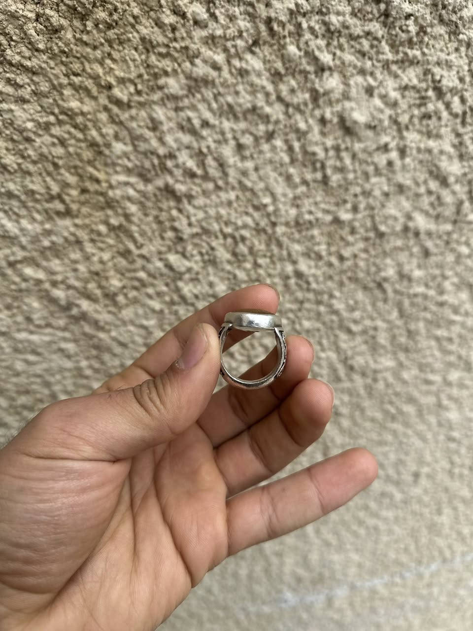 السلام عليكم محابس 2  يمانيات الاول مخطوط سوره الناس والثاني قطع مربع الاستغفار الكبير 
السعر والتفاصيل خاص ***********بغداد الشعله
