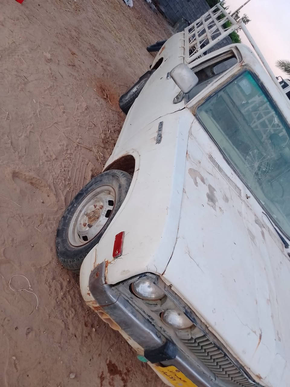 داستن موديل 79رقم انبار بدون تحويل لسياره متروكه ماتشتغل بيها نواقص راديتر وقبق ولفات وباتري ابيع كوم حديد سعرها 900 مكاني الفلوجه لسجر لتواصل ***********
