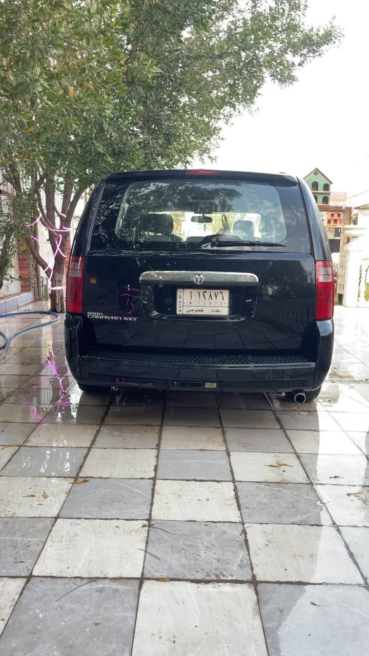 السلام عليكم 
للبيع دوج كراند كرفان sxt موديل 2008 كلين تايتل بدون حادث 
محرك 6 سلندر 3800 
تبريد 3 قطع 
6 جام كهرباء
شاشه وكامره بلاديه 
كشنات منفصل 
ابواب وجنطه ميكانيك 
السياره نظيفه 
بيهة قطعتين صبغ جماليه وقطعه تبديل فقط بيهة سونار موجود
المكان بغداد الكاظميه 
السعر 105 وبيهة مجال 
***********
