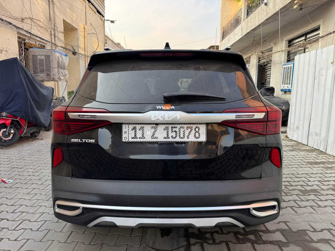 بسم الله الرحمن الرحيم

كيا سليتوز 
للبيع 
موديل 2023
مكينه 20 دوش 
مواصفات فول 
اسلايت 
بصمه 
تبريد بيانو 
كأمره دوار 
فور ويل
استيرن تدفئه
كشنات تدفئه 
كشنات جلد 
تحكمات 
ثلاث انضمه قياده 
تشغيل عن بعد 
رادار جانبي 
رادار امامي 
تحديد مسار 
تبريد قطعتين 
بعد بي اهواي مواصفات 
بوند صبغ فقط امامي  بدون دواخل بدون صبغ 
مكينه كير كله عله وضع شركه 
ماشي 37 ميل 
عنوان بغداد كم الارمن حي الكيلاني
ورقمي 
0773 656 7082 بغداد, العراق
