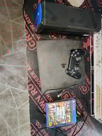 متوفر بلي ستيشن هوه ويده الاصليه البي لا مفتوح ولا فايت تصليح البي خير...