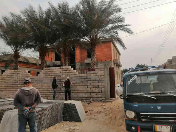 يوجد كادر حجر حلان بسعر مناسب شغل شرط هندسه من يرغب بل عمل يتصل عل خط و الخاص مفتوح ***********
