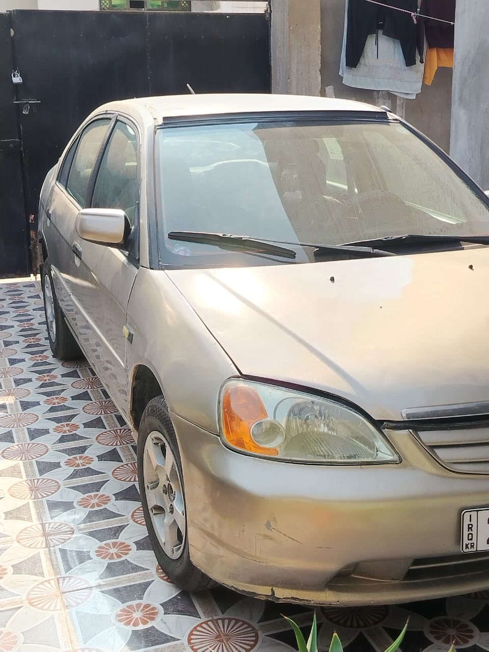 سياره نوع هوندا سفك موديل 2001 تحويل شوكت مايعجبك سنويتها لل27 سياره مكينه كير جدد وشرط فول وكشر كذالك سياره حلوه بس نقصها عقل اما شغل تشتغل بس مسافه وتطفي وترجع تشتغل الاغلبيه كالو عقل اما غير هشي ماعرف السعر 42 مكاني رمادي 5 كيلو واعتذر ع الاطاله ***********
