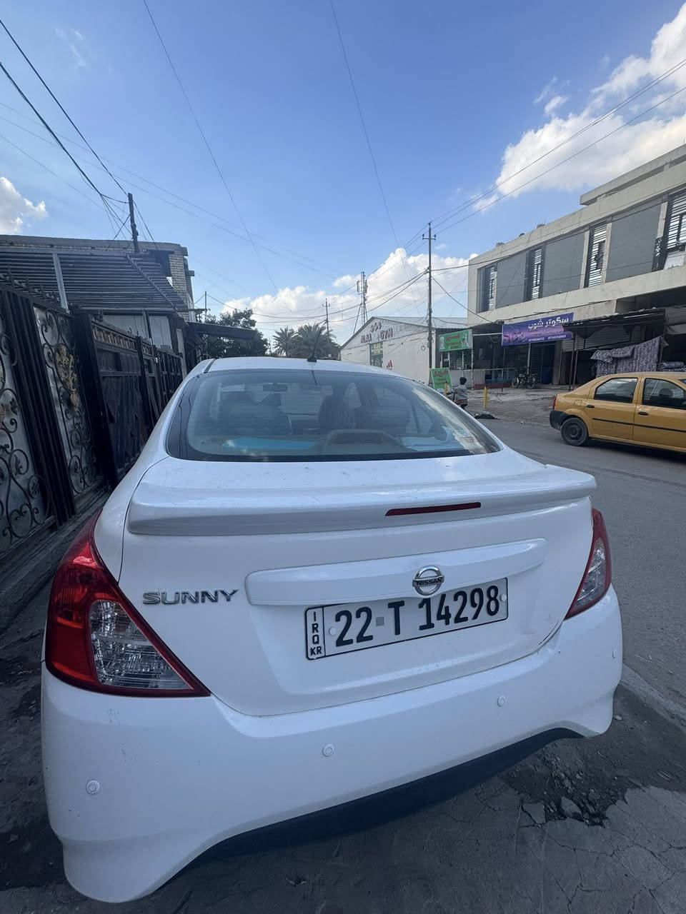 سلام عليكم نيسان سني للبيع
موديل 2025 ماشيه 18 الف سيارة مكفوله من كلشي
عده قطعتين جاملغ ايسر مبدل وباب بارد 
سيارة موجودة بغداد 
سعر خاص
الرقم ***********
