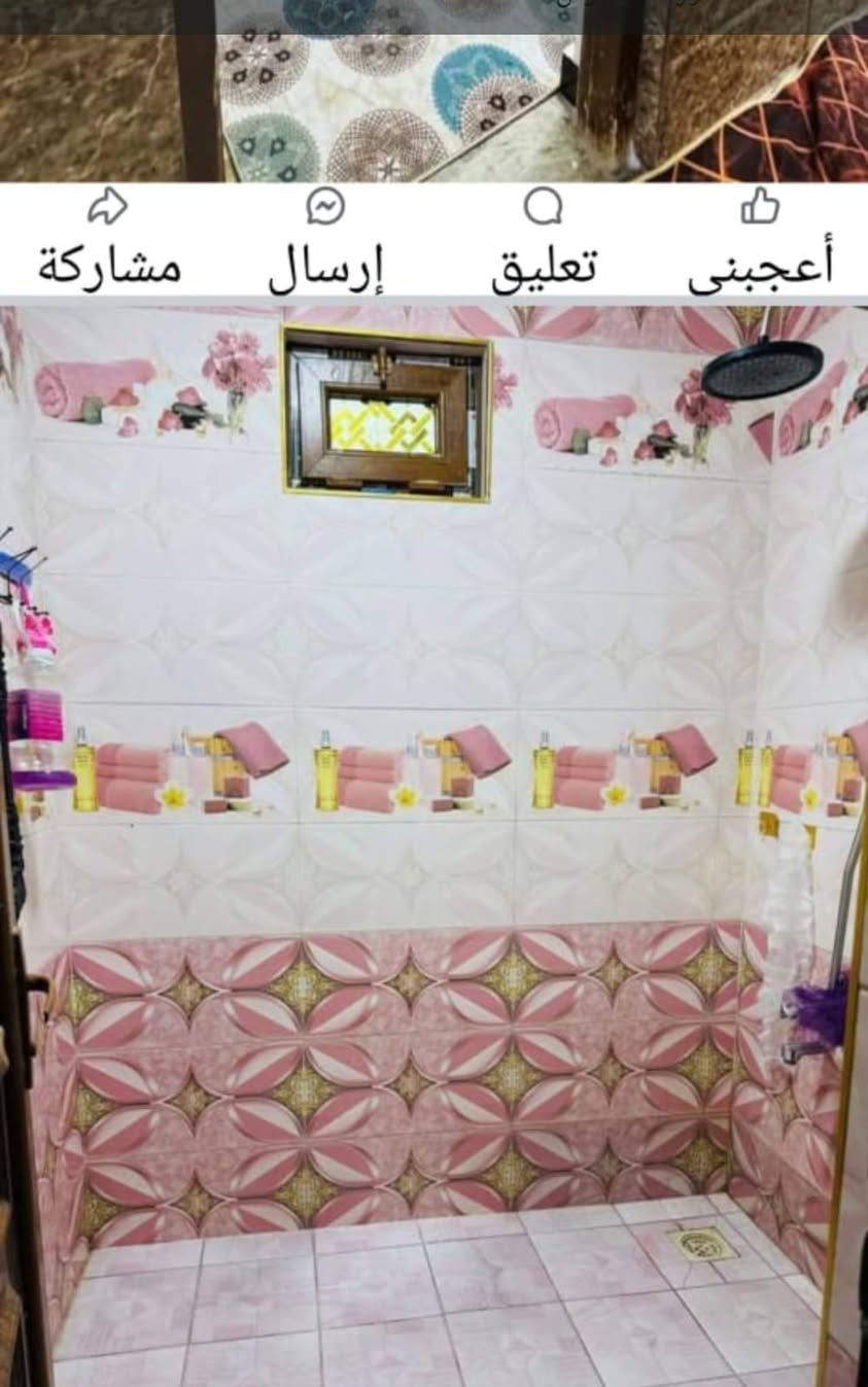 *********** دار البيع فلوجة قرب جسر الثالث يبعد عن شارع ستين الخدمي دقيقتين المساحه 400 سند زراعي 25 مفوض بطابو دفعت رسومات معامله كامله بس استلم سند طابو صرف شارع 12 متر سعر 120
