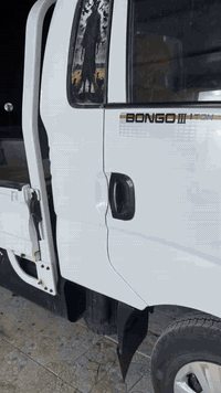 كيا حمل ٢٠٠٨محرك ٣٠٠٠سبلاين مكفولة مكفولة من ضربة  صفاحيات جدد تبريد وي السويج شاشة لمس لايت ازنون سكن جديد بك لايت كلة جديد امداور ثاني يوم سيارة ماعايزة كلشي المكان ديوانية الحمزة الشرقي السعر خاص للستفسار علئ الرقم ***********
