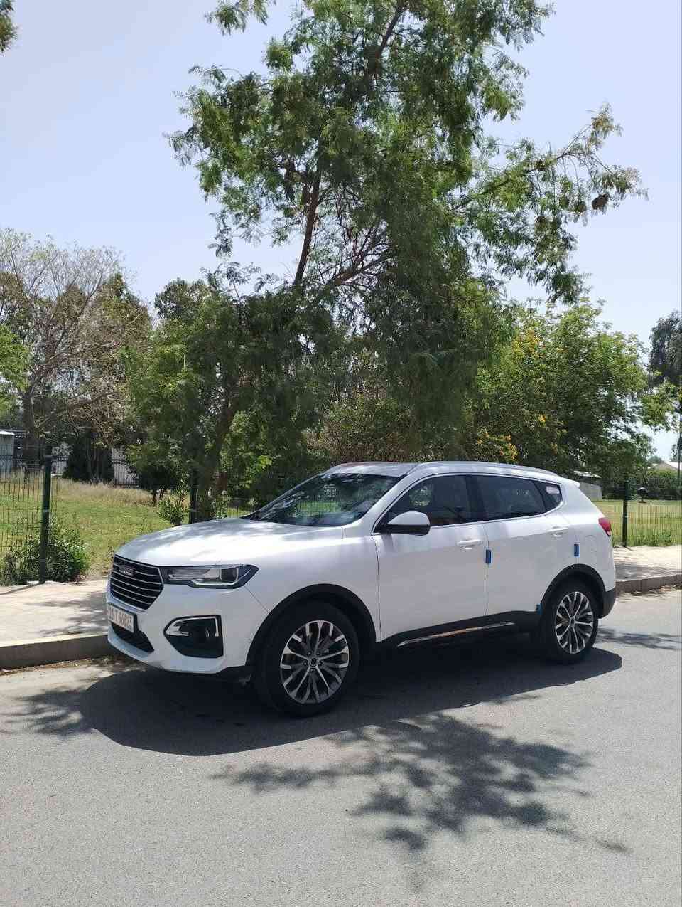 السلام عليكم
هافال اج ٢٠١٩ 
عداد المسافه ٤٩ الف فقط
سيارة جديدة صيانة كاملة ما تحتاج شي 
بيها بارد بسيط بدون صبغ(ضربة دراجة )
السعر مناسب 
رقم بغداد ومكان السيارة بغداد 
***********
