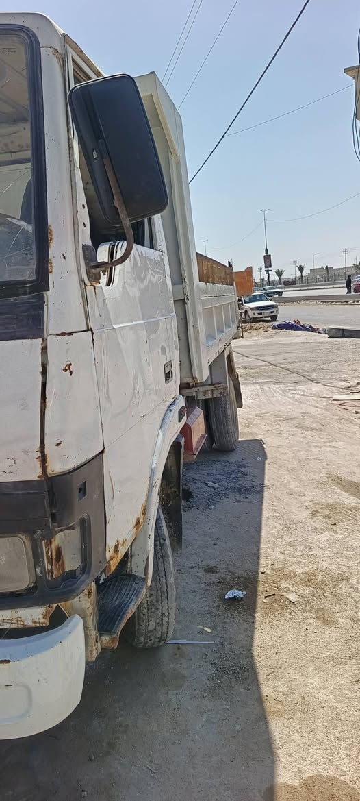 للبيع تاتا قلاب مكينه 6 ابردين بريك هوء بدي جديد سعر 55 ورقه ستفسار ***********
